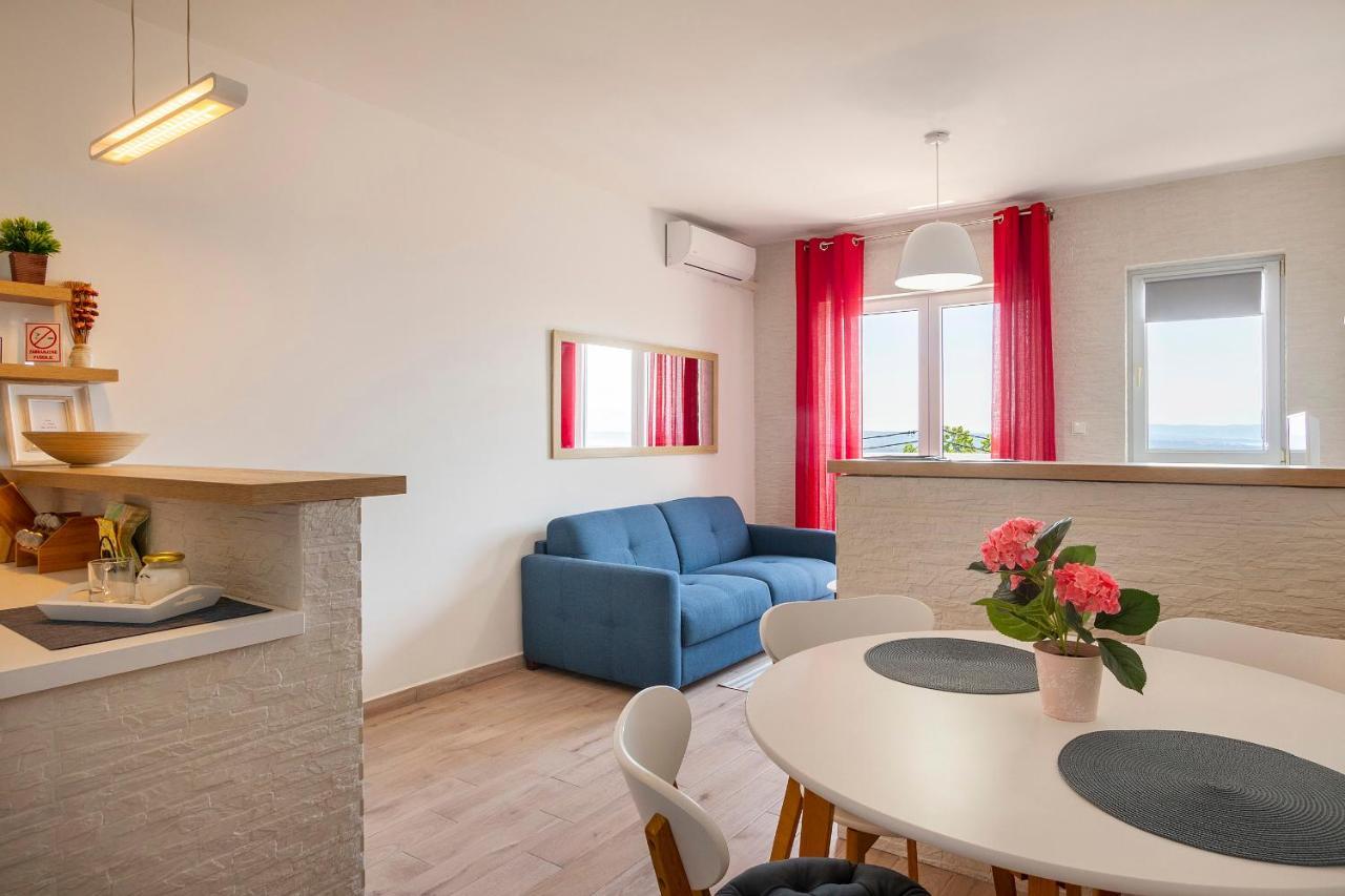 Apartmani Smokovo Jadranovo Exterior foto